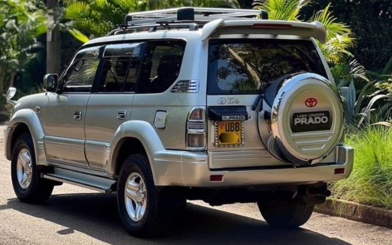 4x4 Land Cruiser TX hire Uganda