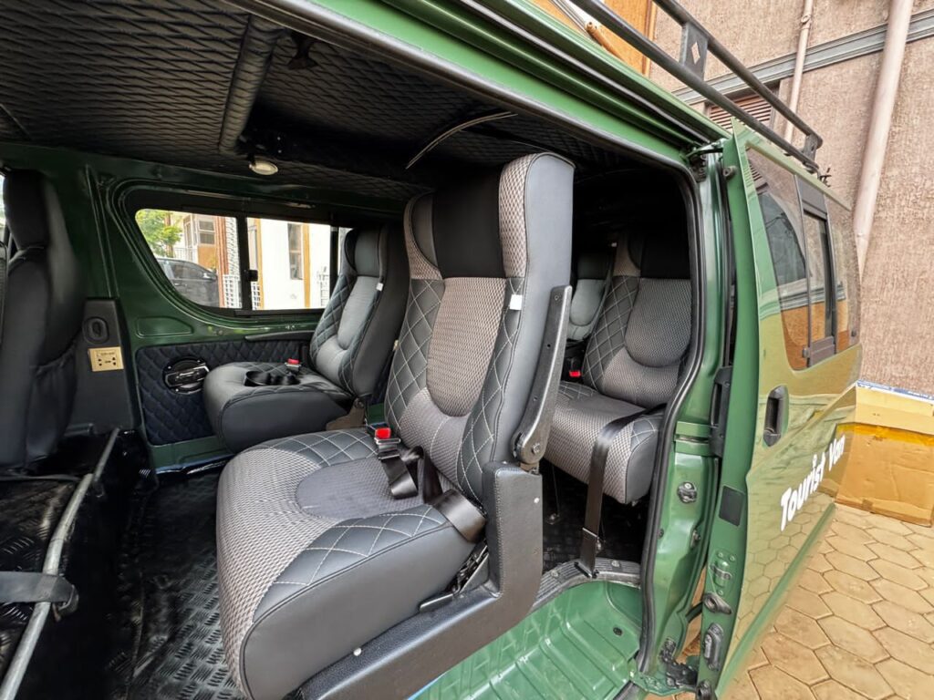 Safari-van-hire-in-Uganda