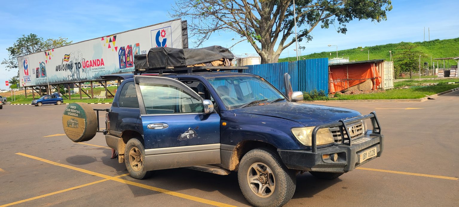 4x4-landcruiser-GX-Amazon-Uganda
