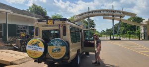 Rent-4x4-safari-Land-Cruiser-in-Uganda